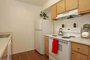 8902 N 19th Ave, Phoenix, AZ 85021 - Photo 4
