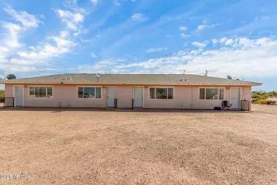4015 N Montezuma Drive #B, Eloy, AZ 85131 - Photo 1