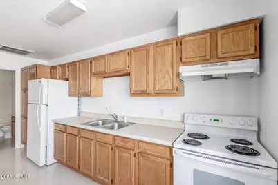 4015 N Montezuma Drive #B, Eloy, AZ 85131 - Photo 12