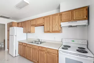 4015 N Montezuma Dr, Eloy, AZ 85131 - Photo 12