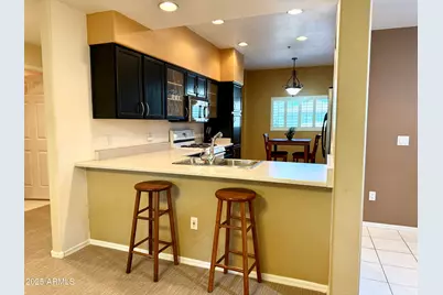 7401 W Arrowhead Clubhouse Drive #2011, Glendale, AZ 85308 - Photo 8