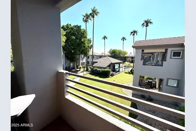 7401 W Arrowhead Clubhouse Drive #2011, Glendale, AZ 85308 - Photo 34