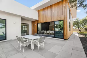 5156 N 45th Pl, Phoenix, AZ 85018 - Photo 10