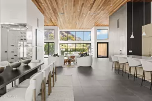 5156 N 45th Pl, Phoenix, AZ 85018 - Photo 20