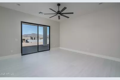 37931 N 31st Avenue, Phoenix, AZ 85086 - Photo 32