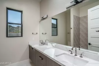 37931 N 31st Avenue, Phoenix, AZ 85086 - Photo 46