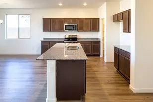 18803 N Avelino Dr, Maricopa, AZ 85138 - Photo 8