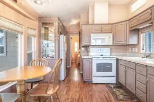 834/837 S Beryl/Aquamarine Dr, Apache Junction, AZ 85119 - Photo 10