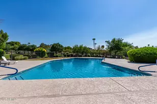 2909 E Las Rocas Dr, Phoenix, AZ 85028 - Photo 36
