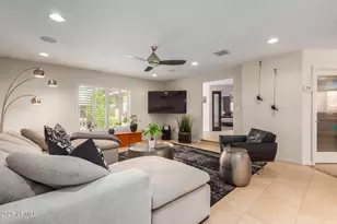 2909 E Las Rocas Dr, Phoenix, AZ 85028 - Photo 14
