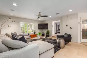 2909 E Las Rocas Dr, Phoenix, AZ 85028 - Photo 14