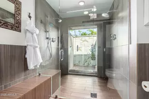 2909 E Las Rocas Dr, Phoenix, AZ 85028 - Photo 20
