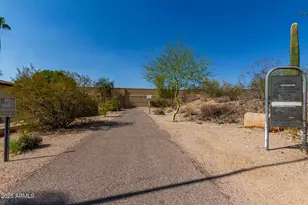 2909 E Las Rocas Dr, Phoenix, AZ 85028 - Photo 42