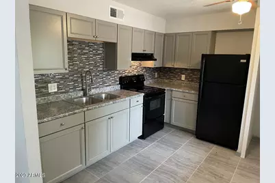 1222 E Mountain View Road #114, Phoenix, AZ 85020 - Photo 1