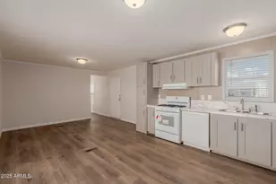 29652 N 225th Ave, Wittmann, AZ 85361 - Photo 16