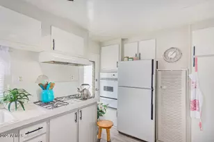 10401 N Cave Creek Rd, Phoenix, AZ 85020 - Photo 8