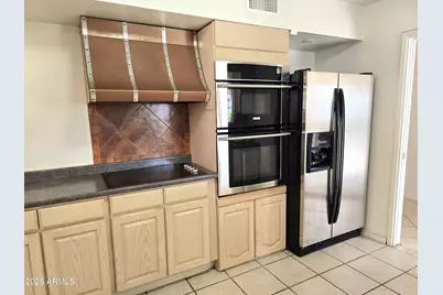 10816 W Venturi Drive, Sun City, AZ 85351 - Photo 24