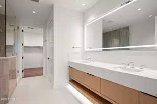 5000 N Camelback Ridge Rd, Scottsdale, AZ 85251 - Photo 18