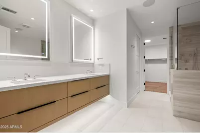 5000 N Camelback Ridge Road #210, Scottsdale, AZ 85251 - Photo 14