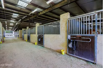 31055 N 56th Street, Cave Creek, AZ 85331 - Photo 10