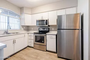 5151 E Guadalupe Rd, Phoenix, AZ 85044 - Photo 2