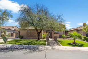 9869 E Davenport Dr, Scottsdale, AZ 85260 - Photo 2