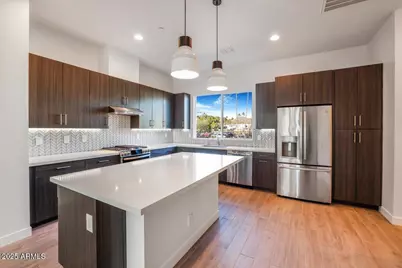 1717 E Morten, Phoenix, AZ 85020 - Photo 1