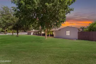2425 E Harvard St, Phoenix, AZ 85008 - Photo 2