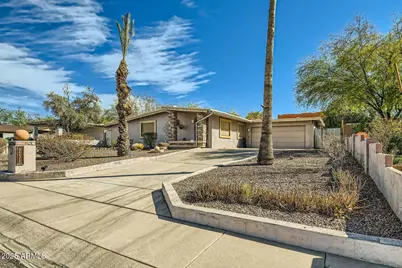 9031 N 14th Street, Phoenix, AZ 85020 - Photo 2