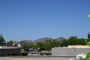8649 E Royal Palm Rd, Scottsdale, AZ 85258 - Photo 32