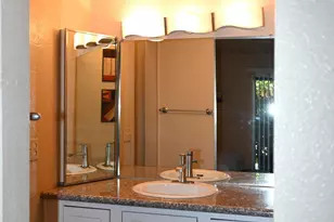 8649 E Royal Palm Rd, Scottsdale, AZ 85258 - Photo 22