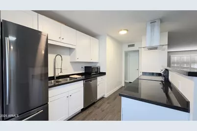 10562 W Campana Drive, Sun City, AZ 85351 - Photo 12