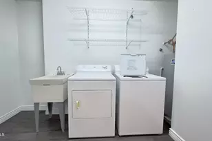 10562 W Campana Dr, Sun City, AZ 85351 - Photo 20