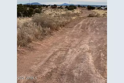 4182 E Palomar Drive #12, Williams, AZ 86046 - Photo 2