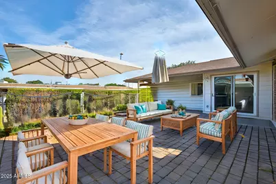 13410 N Cedar Drive, Sun City, AZ 85351 - Photo 8