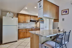 13410 N Cedar Dr, Sun City, AZ 85351 - Photo 16