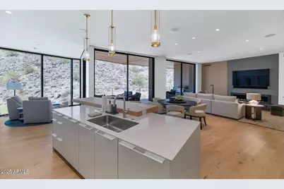 5000 N Camelback Ridge Road #407, Scottsdale, AZ 85251 - Photo 8