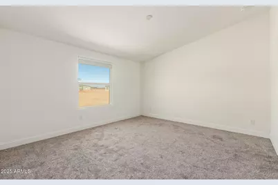 18191 N Amelia Drive, Maricopa, AZ 85139 - Photo 16