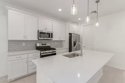 5358 W Las Palmaritas Drive, Glendale, AZ 85302 - Photo 2