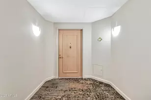 1040 E Osborn Rd, Phoenix, AZ 85014 - Photo 2