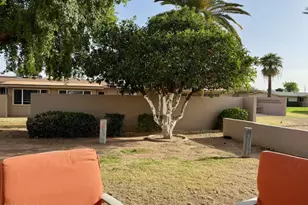 10323 W Deanne Dr, Sun City, AZ 85351 - Photo 2