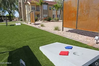 250 S Elizabeth Way #B2, Chandler, AZ 85225 - Photo 10