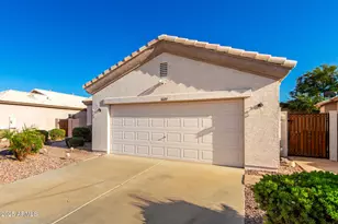 11029 W Oraibi Dr, Peoria, AZ 85373 - Photo 6