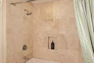 7121 E Rancho Vista Dr, Scottsdale, AZ 85251 - Photo 18