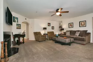5104 N 32nd St, Phoenix, AZ 85018 - Photo 2