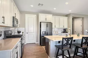 18902 W Clinton St, Surprise, AZ 85388 - Photo 2