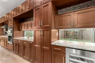 3110 E Cat Balue Dr, Phoenix, AZ 85050 - Photo 8