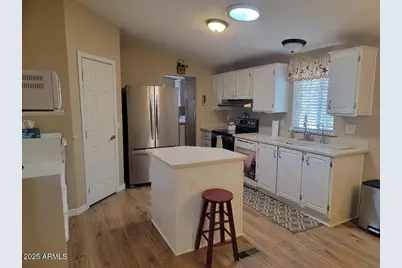 3721 N Iowa Avenue, Florence, AZ 85132 - Photo 2