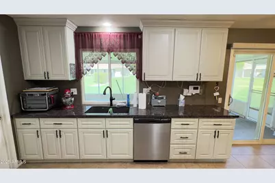 9814 W Shasta Drive, Sun City, AZ 85351 - Photo 4