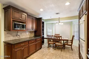 18256 N 75th Ave, Glendale, AZ 85308 - Photo 8